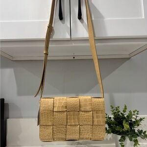 NWT Authentic BOTTEGA VENETA
Cassette Shoulder Bag